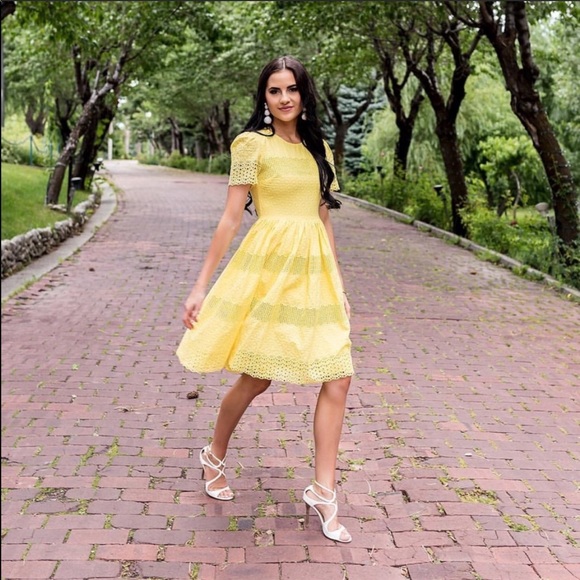 rachel parcell yellow dress